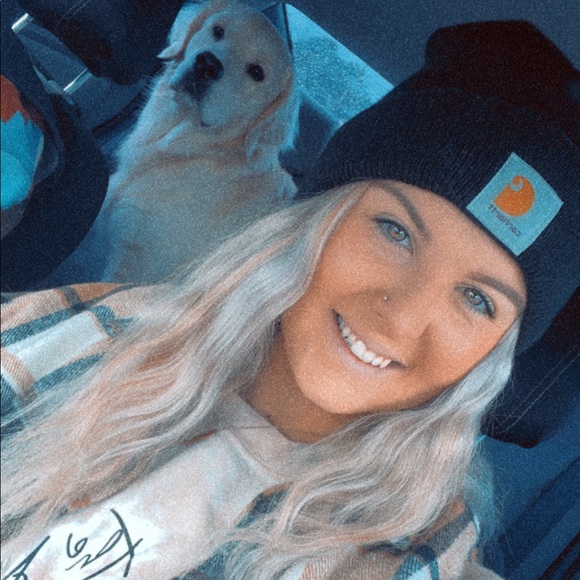 Meet your Posher, Kensee - Picture 1 of 3